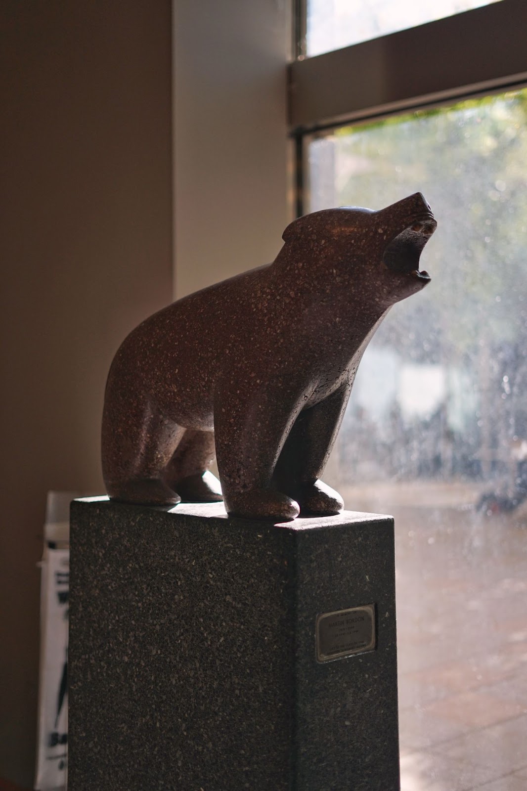 A roaring bear statue.